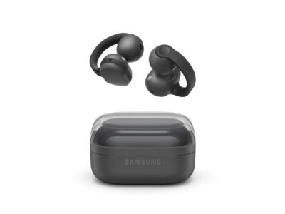 samsung galaxy buds on